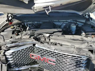 2015 GMC Yukon SLT with VIN 1GKS2BKC4FR101069, listed as a Copart auction lot 74592014 with Not Provided miles and Salvage Title. Bid and sale history available at carsss.com. Image 13.