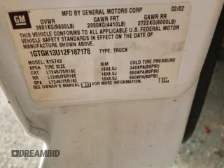 2002 GMC Sierra 1500HD SLE z VIN 1GTGK13U12F187178, wystawiony jako Copart lot #86453504 z przebiegiem 187 711 mil mil oraz Szkody całkowita. Historia ofert i sprzedaży dostępna na DreamBid. Obrazek 14.