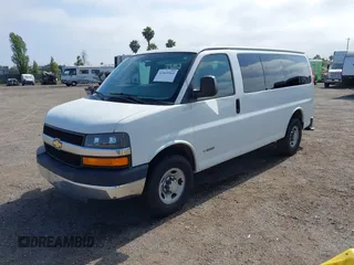 2006 Chevrolet Express Passenger with VIN 1GAHG35U061192639, listed as a IAAI auction lot 42465565 with 208,587 mi miles and . Bid and sale history available at DreamBid. Image 18.