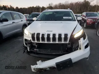 2017 Jeep Cherokee Latitude with VIN 1C4PJMCB4HW544588, listed as a Copart auction lot 87879825 with 150,290 mi miles and Salvage Title. Bid and sale history available at DreamBid. Image 5.