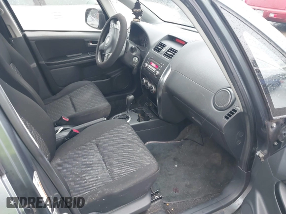2008 Suzuki SX4 Regional Edition Touring with VIN JS2YA413285102839, listed as a IAAI auction lot 41473669 with 102,914 mi miles. Bid and sale history available at carsss.com. Image 5.