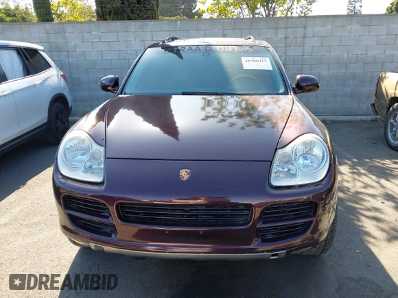 2006 Porsche Cayenne S with VIN WP1AB29P56LA62851, listed as a IAAI auction lot 41986415 with 197,783 mi miles. Bid and sale history available at carsss.com. Image 12.