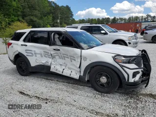 2022 Ford Explorer z VIN 1FM5K8AC1NGB17877, wystawiony jako Copart lot #55605335 z przebiegiem 28 980 mil mil oraz Szkoda całkowita • Salvage title. Historia ofert i sprzedaży dostępna na DreamBid. Obrazek 4.