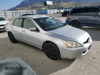 2003 Honda Accord LX z VIN JHMCM56333C014332, wystawiony jako Copart lot #52344385 z przebiegiem 200 432 mil mil oraz Szkoda całkowita • Salvage title. Historia ofert i sprzedaży dostępna na DreamBid. Obrazek 4.