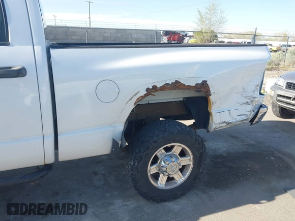 2006 Dodge 2500 SLT with VIN 1D7KS28C56J140678, listed as a IAAI auction lot 42027518 with 241,266 mi miles. Bid and sale history available at carsss.com. Image 6.
