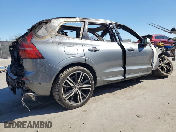 2018 Volvo XC60 R-Design with VIN YV4A22RM8J1032493, listed as a Copart auction lot 49306485 with Not provided miles and Salvage title. Bid and sale history available at DreamBid. Image 3.