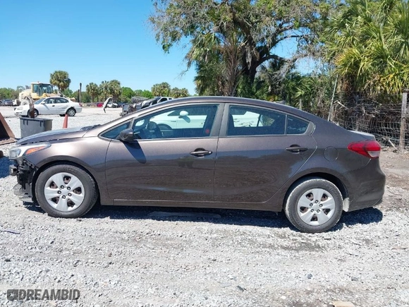 2017 Kia Forte LX with VIN 3KPFK4A78HE039154, listed as a IAAI auction lot 41815141 with 109,273 mi miles. Bid and sale history available at carsss.com. Image 15.