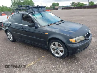 2005 BMW 3 Series 330xi z VIN WBAEW53425PN39800, wystawiony jako IAAI lot #42478607 z przebiegiem 357 795 mil mil oraz . Historia ofert i sprzedaży dostępna na DreamBid. Obrazek 1.