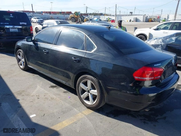 2015 Volkswagen Passat 1.8T S with VIN 1VWAT7A38FC078348, listed as a IAAI auction lot 41847952 with 135,530 mi miles. Bid and sale history available at carsss.com. Image 3.