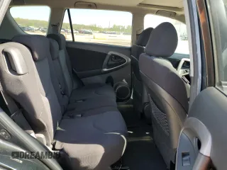 2008 Toyota RAV4 Sport z VIN JTMZD32V286079881, wystawiony jako Copart lot #53948995 z przebiegiem 174 991 mil mil oraz Szkoda całkowita • Salvage title. Historia ofert i sprzedaży dostępna na DreamBid. Obrazek 11.