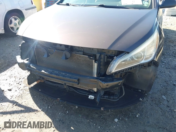 2016 Hyundai Sonata SE z VIN 5NPE24AF5GH269327, wystawiony jako IAAI lot #41810855 z przebiegiem 120 379 mil mil oraz . Historia ofert i sprzedaży dostępna na DreamBid. Obrazek 20.