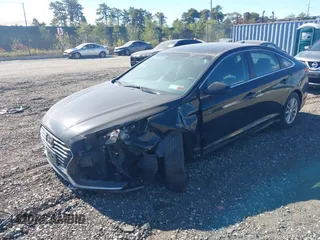 2019 Hyundai Sonata SE with VIN 5NPE24AF8KH755123, listed as a IAAI auction lot 40611551 with Not Provided miles and . Bid and sale history available at carsss.com. Image 19.