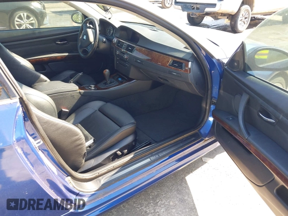 2007 BMW 3 Series 335i with VIN WBAWB73547P036177, listed as a IAAI auction lot 42059589 with 141,931 mi miles and . Bid and sale history available at DreamBid. Image 5.