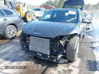 2024 Genesis GV60 z VIN KMUKEDSBXRU023868, wystawiony jako IAAI lot #41638835 z przebiegiem 2 698 mil mil oraz . Historia ofert i sprzedaży dostępna na DreamBid. Obrazek 6.