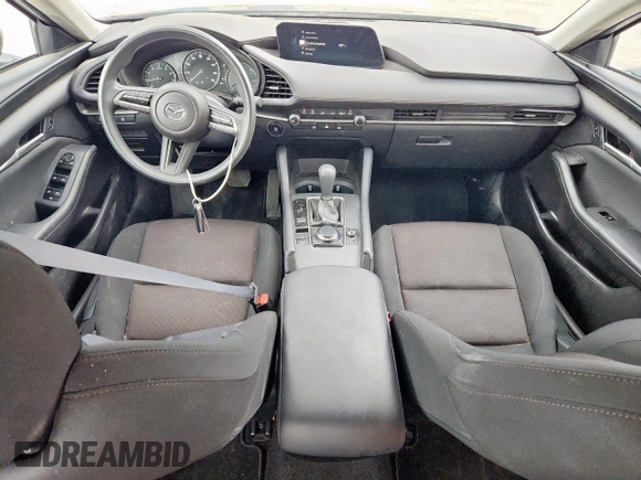 2022 Mazda 3 S with VIN 3MZBPAAL7NM304933, listed as a Copart auction lot 60727995 with 27,642 mi miles and Salvage title. Bid and sale history available at DreamBid. Image 8.