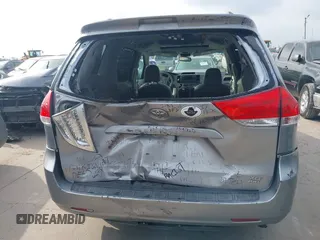 2011 Toyota Sienna XLE with VIN 5TDDK3DC0BS016250, listed as a IAAI auction lot 42156903 with 201,821 mi miles and . Bid and sale history available at DreamBid. Image 16.