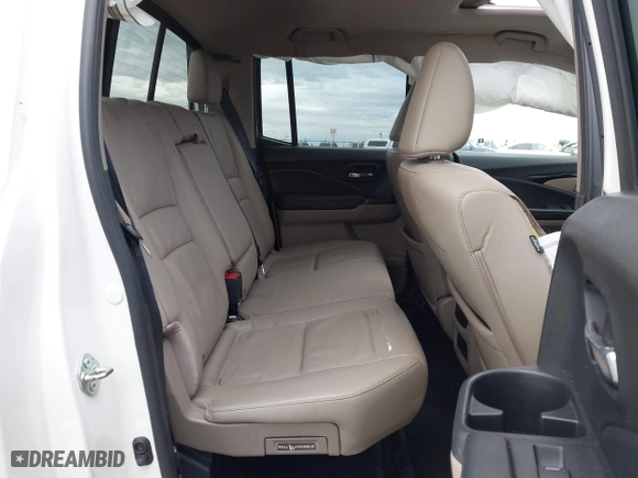 2017 Honda Ridgeline RTL-E with VIN 5FPYK3F7XHB011188, listed as a IAAI auction lot 41766257 with 90,020 mi miles. Bid and sale history available at carsss.com. Image 8.