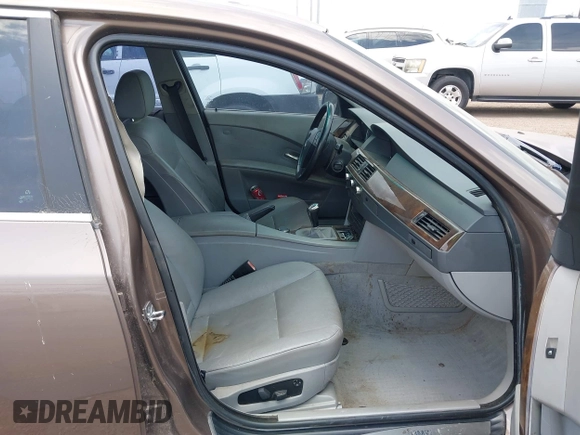 2006 BMW 5 Series 525i with VIN WBANE53586B992314, listed as a IAAI auction lot 42142051 with 146,980 mi miles and . Bid and sale history available at carsss.com. Image 5.