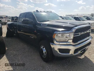 2022 Ram 3500 Tradesman with VIN 3C63RRGL4NG139856, listed as a Copart auction lot 71849204 with 48,082 mi miles and Salvage Title. Bid and sale history available at carsss.com. Image 4.