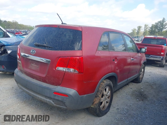 2011 Kia Sorento LX with VIN 5XYKT3A18BG015478, listed as a IAAI auction lot 41966265 with 98,269 mi miles. Bid and sale history available at carsss.com. Image 4.