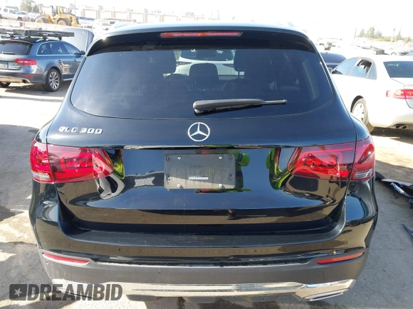 2022 Mercedes-Benz GLC 300 with VIN W1N0G8DB2NV399762, listed as a IAAI auction lot 42311304 with 20,421 mi miles and . Bid and sale history available at DreamBid. Image 17.