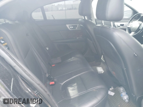 2013 Jaguar XF I4 RWD with VIN SAJWA0ES8DPS97356, listed as a IAAI auction lot 41921807 with 1 mi miles. Bid and sale history available at carsss.com. Image 8.