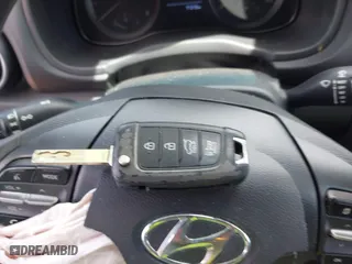2019 Hyundai Kona SE with VIN KM8K1CAAXKU249380, listed as a IAAI auction lot 42092163 with 71,212 mi miles. Bid and sale history available at carsss.com. Image 11.