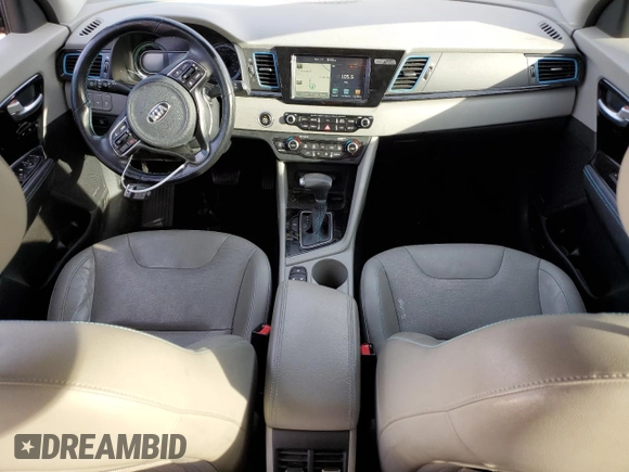 2017 Kia Niro Touring with VIN KNDCE3LC4H5051036, listed as a Copart auction lot 46195635 with 75,971 mi miles and Clean Title. Bid and sale history available at carsss.com. Image 8.