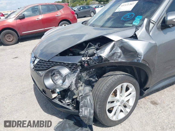 2015 Nissan Juke SV with VIN JN8AF5MV8FT553710, listed as a IAAI auction lot 41522207 with 114,824 mi miles. Bid and sale history available at carsss.com. Image 6.