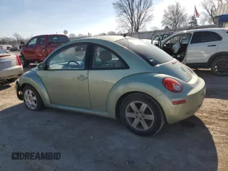 2006 Volkswagen New Beetle Coupe with VIN 3VWRW31C96M420360, listed as a Copart auction lot 87489294 with 172,702 mi miles and Salvage Title. Bid and sale history available at carsss.com. Image 2.