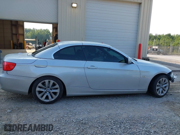 2013 BMW 3 Series 328i с VIN WBADW7C55DE734414, выставлен на аукционе IAAI как лот 42685123 с пробегом 72 180 миль миль и . История ставок и продаж доступна на DreamBid. Изображение 13.
