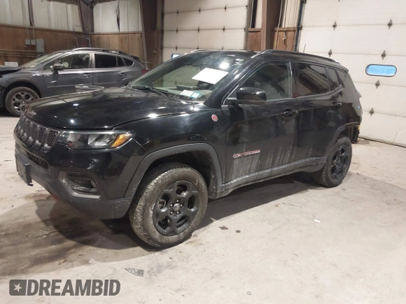 2023 Jeep Compass Trailhawk z VIN 3C4NJDDN5PT552364, wystawiony jako IAAI lot #41405314 z przebiegiem 20 823 mil mil oraz . Historia ofert i sprzedaży dostępna na DreamBid. Obrazek 18.