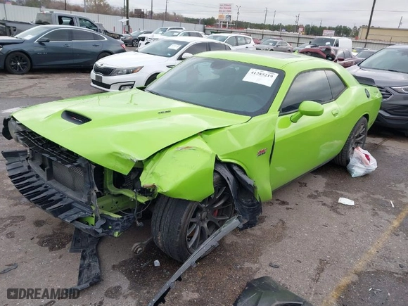 2015 Dodge Challenger SRT 392 with VIN 2C3CDZDJ3FH720636, listed as a IAAI auction lot 41285219 with 149,706 mi miles. Bid and sale history available at carsss.com. Image 2.