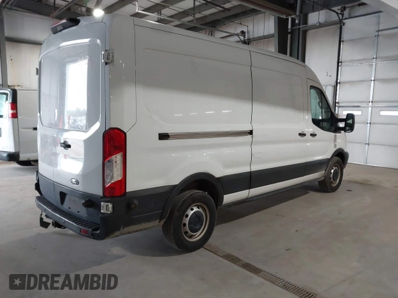 2019 Ford Transit with VIN 1FTBW2CM6KKB73059, listed as a IAAI auction lot 42143526 with 114,147 mi miles. Bid and sale history available at carsss.com. Image 4.