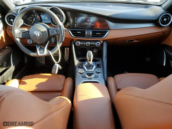 2021 Alfa Romeo Giulia Ti with VIN ZARFANBN2M7645829, listed as a Copart auction lot 45524315 with 58,368 mi miles and Salvage Title. Bid and sale history available at carsss.com. Image 8.