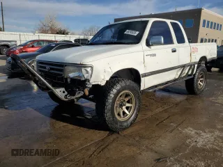 1996 Toyota T100 SR5 z VIN JT4UN24D7T0020102, wystawiony jako Copart lot #48230535 z przebiegiem 199 136 mil mil oraz Szkoda całkowita • Salvage title. Historia ofert i sprzedaży dostępna na DreamBid. Obrazek 1.