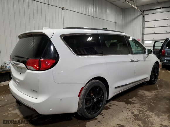 2017 Chrysler Pacifica Limited with VIN 2C4RC1GG7HR545007, listed as a Copart auction lot 47240595 with 108,141 mi miles and Clean Title. Bid and sale history available at carsss.com. Image 3.