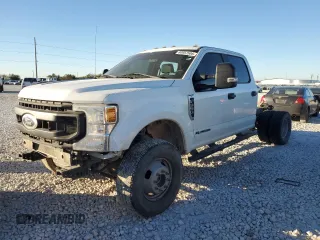 2020 Ford F-350 XL with VIN 1FD8W3HT1LEC39366, listed as a Copart auction lot 80957504 with 129,628 mi miles and Clean title. Bid and sale history available at DreamBid. Image 1.