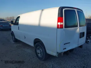 2008 Chevrolet Express Cargo Van with VIN 1GCGG25C381166060, listed as a IAAI auction lot 41889916 with 256,101 mi miles. Bid and sale history available at carsss.com. Image 3.
