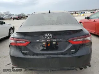 2022 Toyota Camry SE with VIN 4T1G11AK2NU695689, listed as a Copart auction lot 86192534 with 54,363 mi miles and Salvage Title. Bid and sale history available at carsss.com. Image 6.