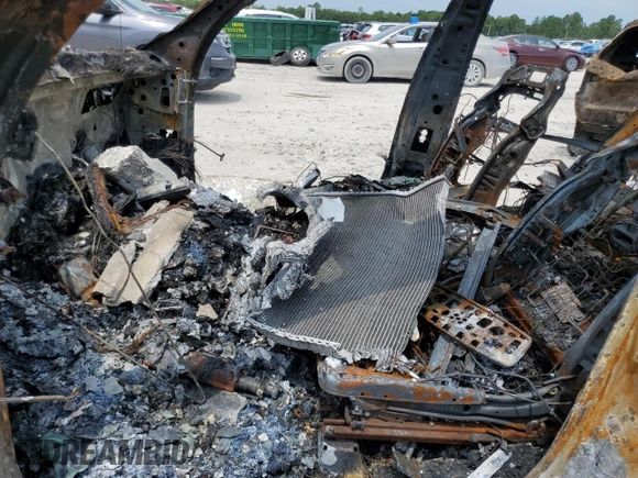 2021 BMW X5 xDrive40i z VIN 5UXCR6C03M9G92680, wystawiony jako Copart lot #62101575 z przebiegiem Nie podano mil oraz Nie do naprawy • Non repairable. Historia ofert i sprzedaży dostępna na DreamBid. Obrazek 7.