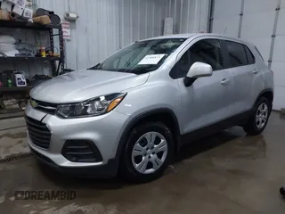 2019 Chevrolet Trax LS with VIN 3GNCJKSB5KL180268, listed as a IAAI auction lot 41506873 with 63,993 mi miles. Bid and sale history available at carsss.com. Image 18.