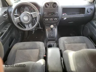 2013 Jeep Patriot Sport with VIN 1C4NJPBA3DD158736, listed as a Copart auction lot 86260224 with 199,492 mi miles and Salvage Title. Bid and sale history available at carsss.com. Image 8.