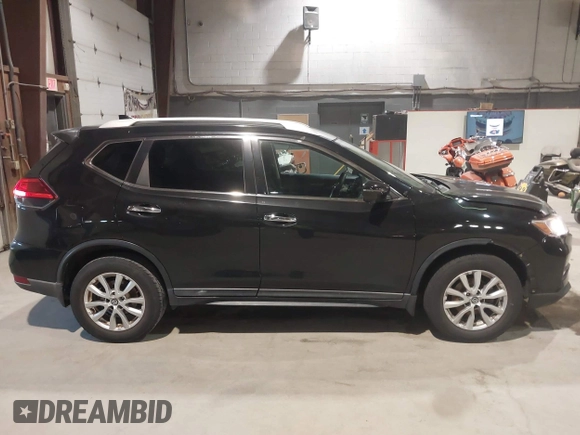 2017 Nissan Rogue SV with VIN KNMAT2MT5HP574527, listed as a IAAI auction lot 41050779 with 97,524 mi miles. Bid and sale history available at carsss.com. Image 13.