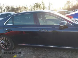 2018 Genesis G90 3.3T Premium with VIN KMHG34JA5JU043341, listed as a IAAI auction lot 41272841 with 33,527 mi miles. Bid and sale history available at carsss.com. Image 13.