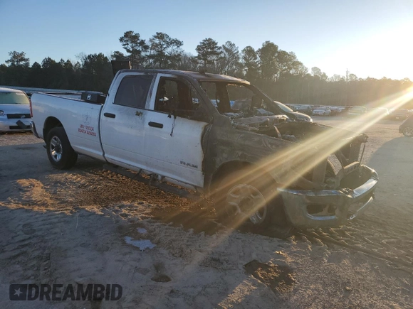 2021 Ram 2500 Tradesman with VIN 3C6UR4HJ3MG651918, listed as a Copart auction lot 46206985 with 0 mi miles and Salvage Title. Bid and sale history available at carsss.com. Image 4.