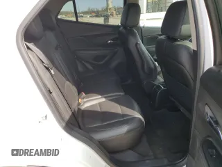2020 Buick Encore Essence z VIN KL4CJGSBXLB061229, wystawiony jako Copart lot #50300925 z przebiegiem 71 175 mil mil oraz Szkody całkowita. Historia ofert i sprzedaży dostępna na DreamBid. Obrazek 11.
