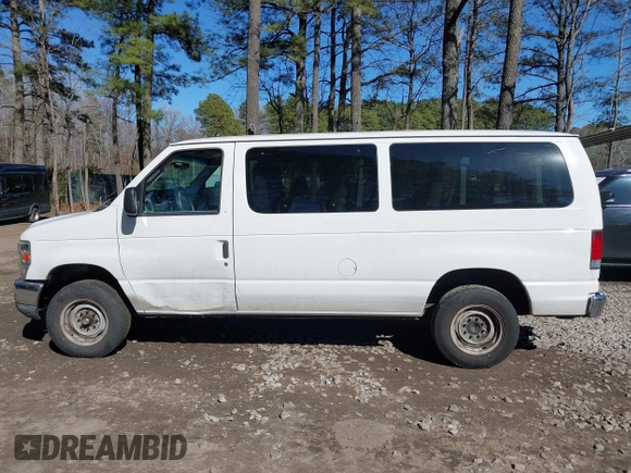 2011 Ford Econoline Passenger XL with VIN 1FBNE3BL8BDA78431, listed as a IAAI auction lot 41604795 with 179,493 mi miles. Bid and sale history available at carsss.com. Image 14.