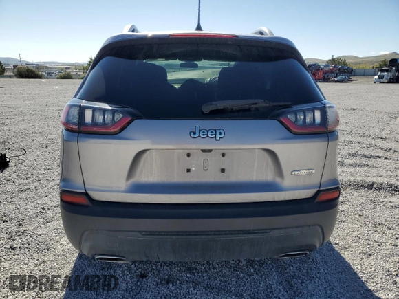 2019 Jeep Cherokee Latitude z VIN 1C4PJLCXXKD278468, wystawiony jako Copart lot #55064395 z przebiegiem 84 945 mil mil oraz Szkoda całkowita • Salvage title. Historia ofert i sprzedaży dostępna na DreamBid. Obrazek 6.