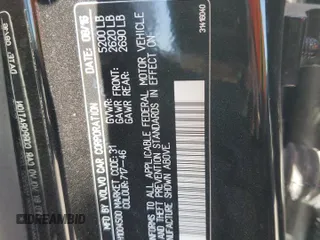2017 Volvo S90 Momentum with VIN YV1A22MK8H1004500, listed as a Copart auction lot 49514025 with 85,847 mi miles and Clean Title. Bid and sale history available at carsss.com. Image 12.